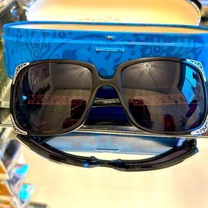 Brighton sunglasses with silver decorative detail